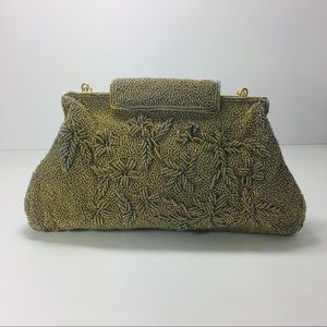 !vintage beaded clutch!